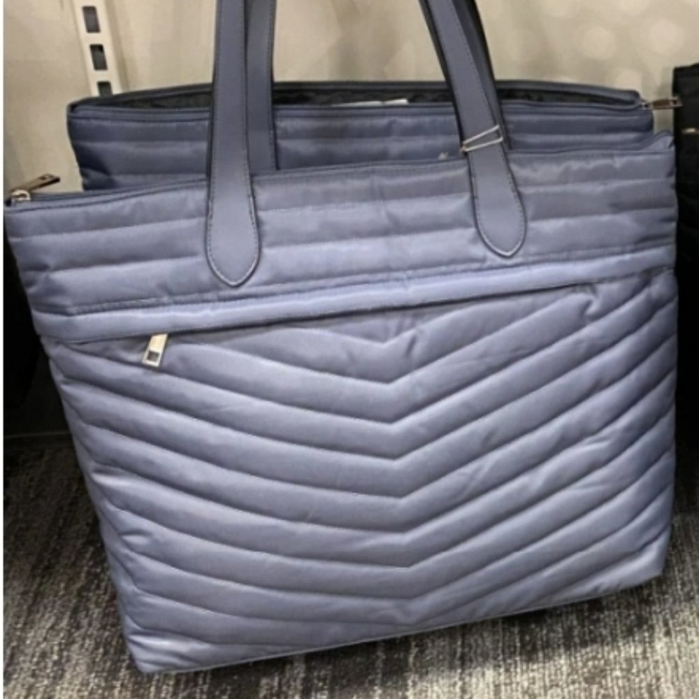 *Host Pick!!!* A New Day Striped Quilted Tote Handbag Blue - Picture 2 of 11